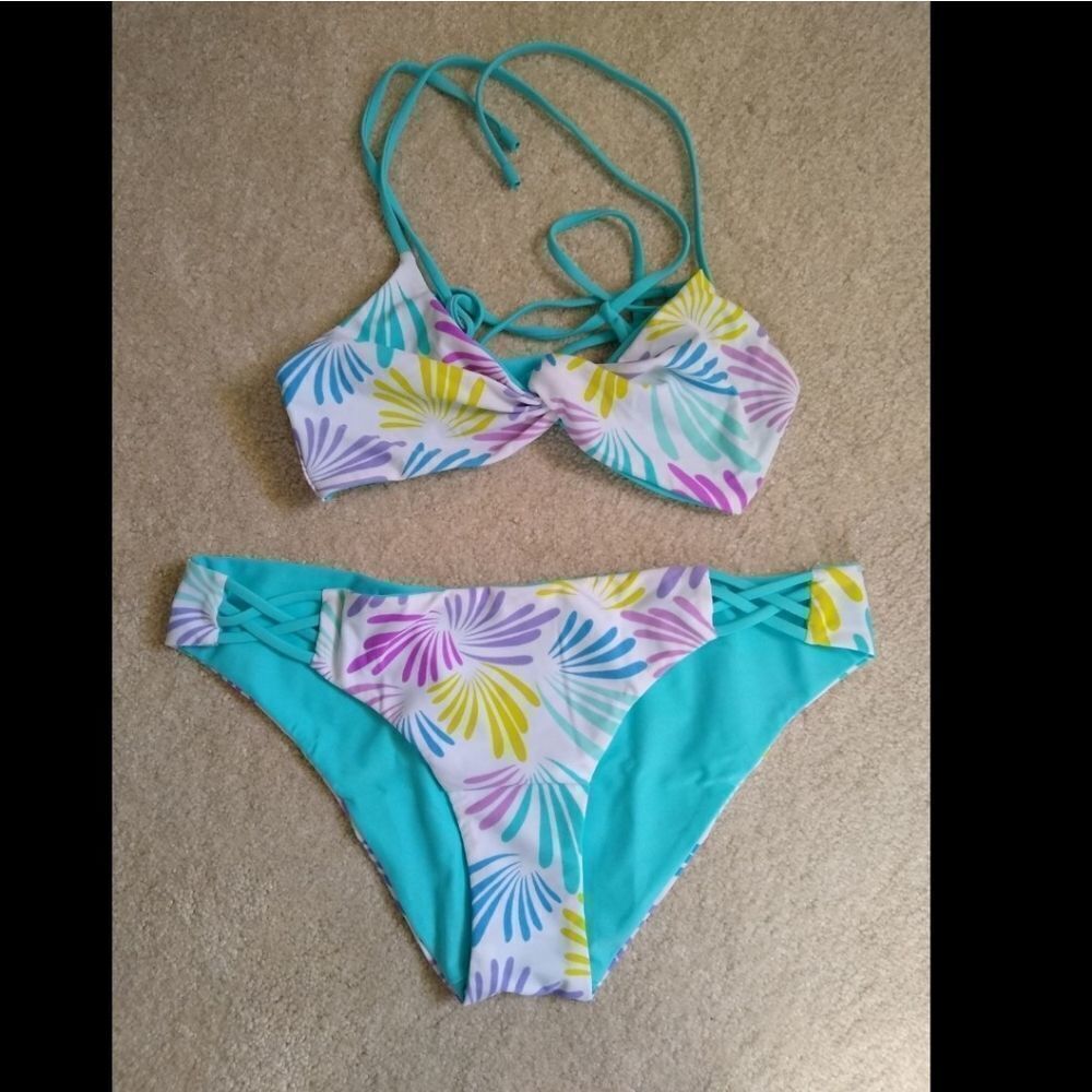 Lands' End Women's 2-piece Bikini Swimwear Aqua blue and white sz XSMALL…